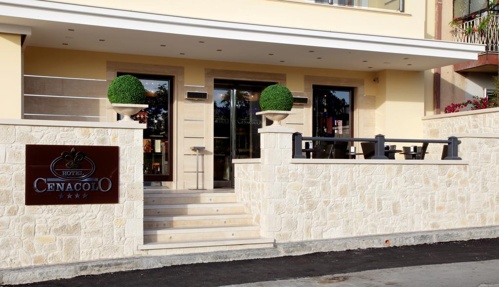 Hotel Cenacolo Somma Vesuviana Eksteriør billede